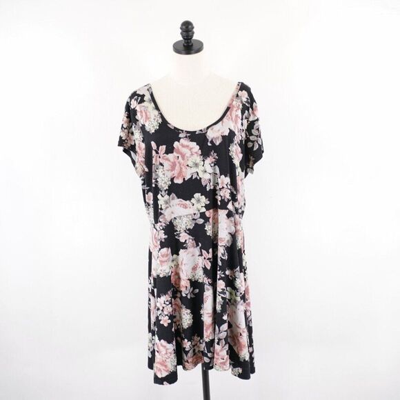 Bobbie Brooks Plus Size 3X Black Pink Floral Exposed Back Scoop Neck Dress - Picture 1 of 6